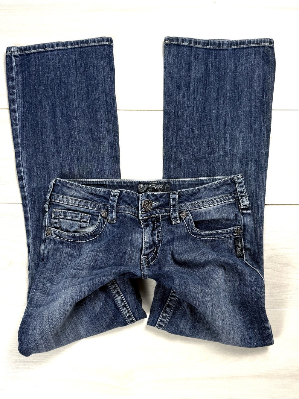 Y2K Silver Jeans Women's Dark Blue Boot Cut Low Rise Denim Jeans